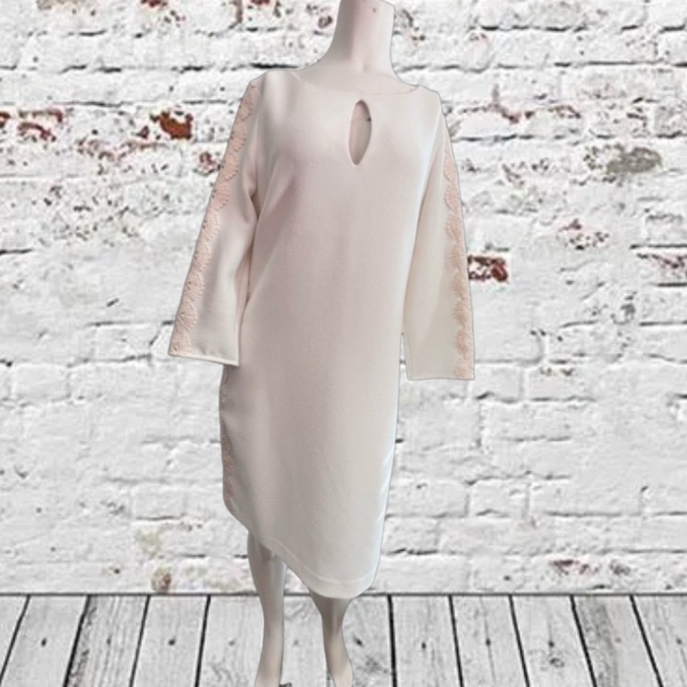 Jessica Simpson Ivory Shift Dress Lace Sleeve Keyhole Back Size 10